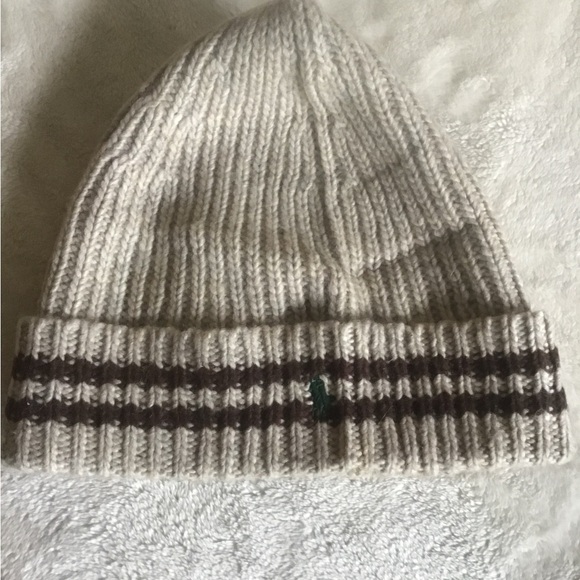 Polo Ralph Lauren Tan wool/cashmere Blend Knit Beanie with Red Stripes